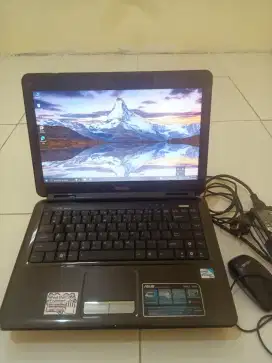 Laptop Asus masih mulus
