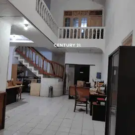 Rumah Tempat Usaha Bagus Siap Huni Di Bekasi Kota