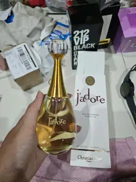 PARFUME CD JADORE