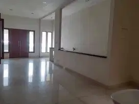 Rumah 2 Lantai Dekat Sekolah Dan Fasum Di Kelapa Gading S6168