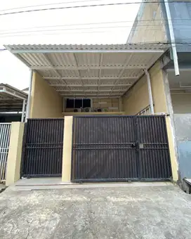 Rumah Medayu Utara, Rungkut STRATEGIS, SIAP HUNI, CARPORT, ROW JALAN 2