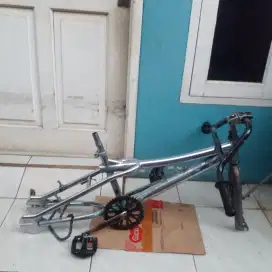 Bmx GT united seri C203 882 19 chromoly