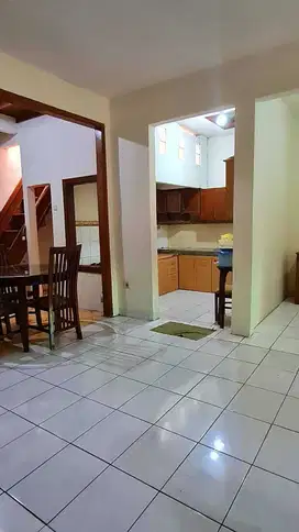 Rumah Minimalis Nyaman Strategis di Sayap Turangga Buahbatu Bandung