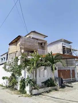 Jual Cepat Rumah 2lt Lokasi Nusa Dua area Strategis Hunian Kuta selata