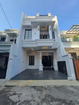 Dijual Rumah RoofTop Baru Siap Huni Di Jagakarsa Jakarta selatan