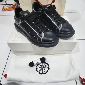 SEPATU BRANDED Alexander McQueen