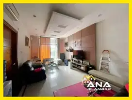 ANA RUMAH BAGUS 2.5LT LUAS 9.8X20M KOKOH BEBAS BANJIR DI JELAMBAR