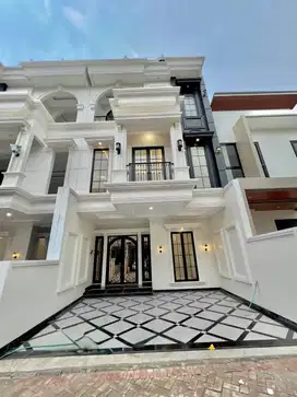 Jual Rumah Cluster pinggir jalan raya di Jagakarsa Jaksel