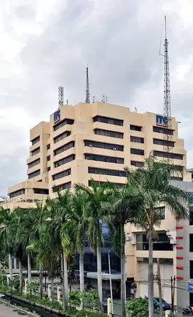 Karyawati untuk jaga toko. Jujur berpenampilan menarik dan berpengalam