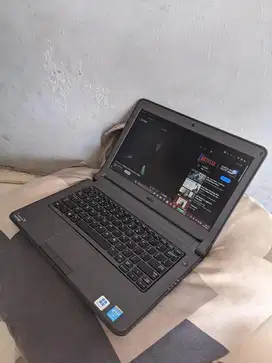 Dell Latitude 3350 // Intel Core i5 Ram 8Gb SSD 256Gb ~ Siap Pakai
