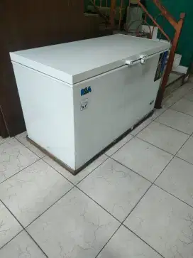 Freezer merk RSA  460 liter