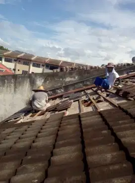 TUKANG PERBAIKAN ATAP BOCOR, PERBAIKAN TALANG , PLAPON, RENOVASI DLL