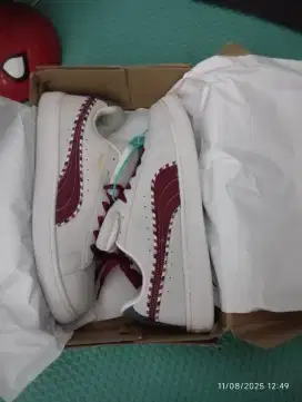Sepatu puma suede merah putih