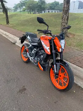 KTM DUKE 200 2019