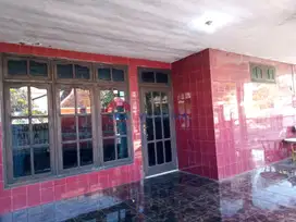 Dijual  2 Bangunan Rumah di Pusat Kota Kediri Dekat Pasar Pahing