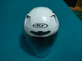 Helm ALV msh bagus Hrg nego minyak