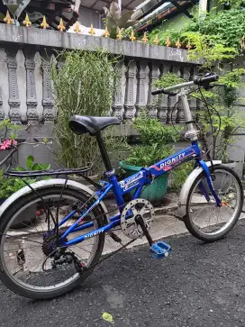 Sepeda lipat siap gowes