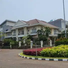 HRG MENARIK RUMAH VILLA GADING INDAH LT 780 LB 1500 POSISI HOOK MEWAH