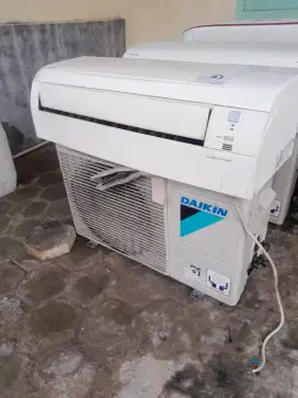 Jual cepat ac daikin thailand copotan kondisi masih bawaan pabrik