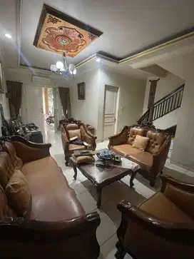 Rumah royal residence 2Lt di pulogebang cakung jakarta timur