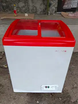 Frezer maspion kaca 100 liter