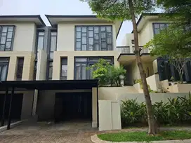 Hot Properti. Rumah Mewah Nava Park Lancewood, BSD