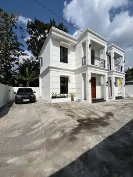 BARU Dekat Kampus UMY Rumah 2 Lantai di Bangunjiwo SEMI FURNISHED