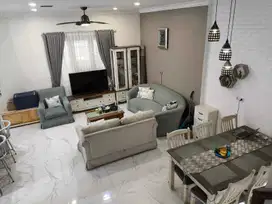 JUAL CEPAT Rumah Cantik Terawat di BSD Nusaloka Tangerang