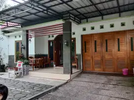 DIJUAL RUMAH BAGUS 2 Lantai 4 Kamar Tidur