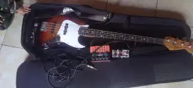 jual bass fender jazz,,baru.di beliin bule