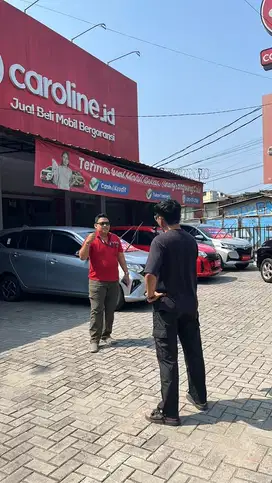 Sales Jual Mobil Bekas