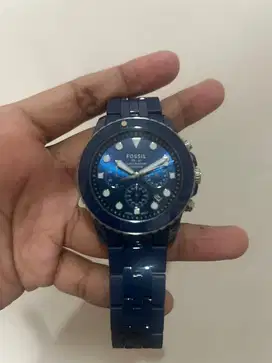 Jam tangan fosiil