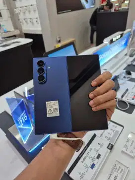 Samsunng galaxy z fold 7 12/256