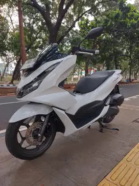 DP MINIM 2.500 CASH KREDIT HONDA PCX 160 CBS ISS THN 2023 PAJAK IDUP