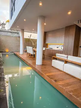 dijual villa mewah komtemporer lokasi canggu padonan