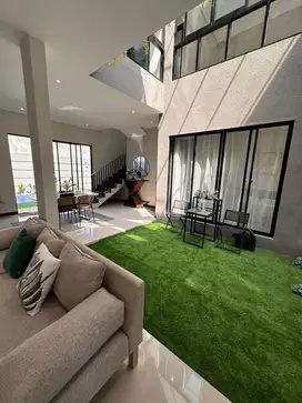 Rumah Swimming Pool Araya Golf Siap Huni