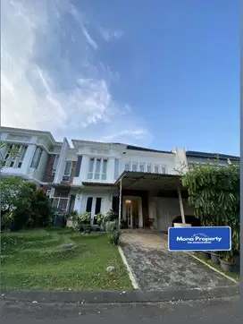 Sewa Full Furnished Rumah Rapih Siap Huni Depan Taman Kota Wisata