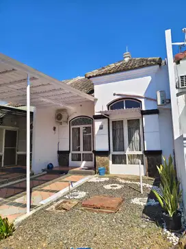 Disewakan Rumah di Graha Padma Semarang