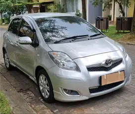 TOYOTA YARIS E AT 2010 MULUS