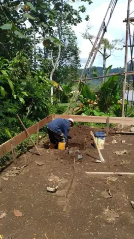 Alat / gali lubang pondasi