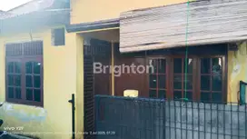 RUMAH STRATEGIS DISAMPING UNIVERSITAS BUDI LUHUR,POTENSI MENGUNTUNGKAN