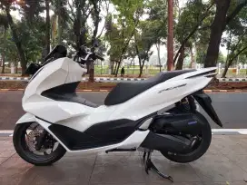 DP MINIM 2.500 CASH KREDIT HONDA PCX 160 THN 2023 PAJAK IDUP