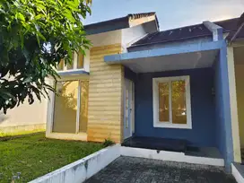 Disewakan Rumah di Graha Taman Pelangi BSB Semarang