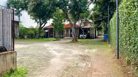 Di jual Tanah Bonus Rumah  di jalan M Kahfi Jaksel