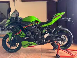 KAWASAKI ZX25 RR KRT (type tertinggi)
