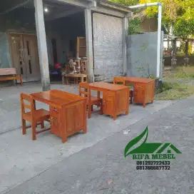 Meja kasir, Meja belajar