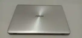 LAPTOP ASUS A442U CORE i7-8550 NVIDIA RAM 8GB