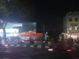 BUTUH TERAPIS DAN KASIR