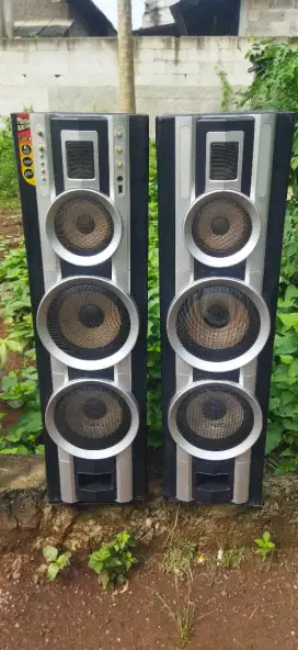 Speaker aktif Polytron Murah sudah bluetooth sudah duoble woofer
