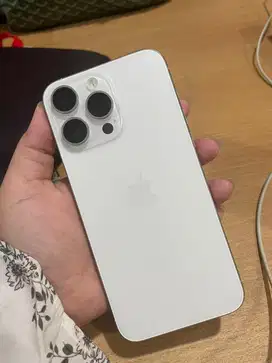Dijual iphone 15promax white 256